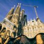 Conheça a Basílica da Sagrada Família em Barcelona: ícone da arquitetura gótica